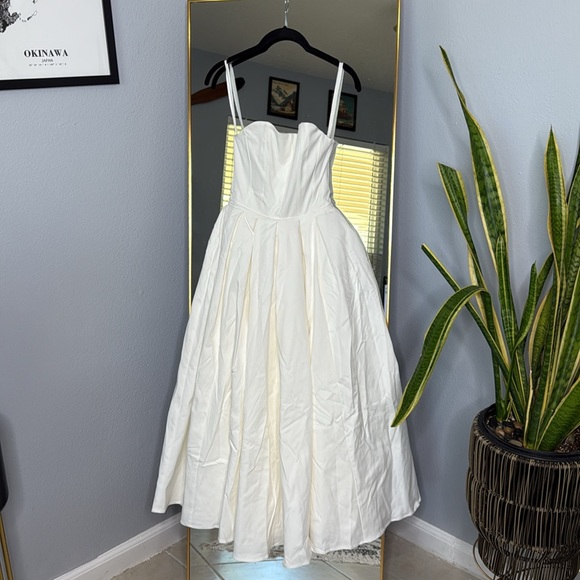 HOUSE OF CB 'Audrey' White Strapless Midi Sundress NWOT - Picture 6 of 9